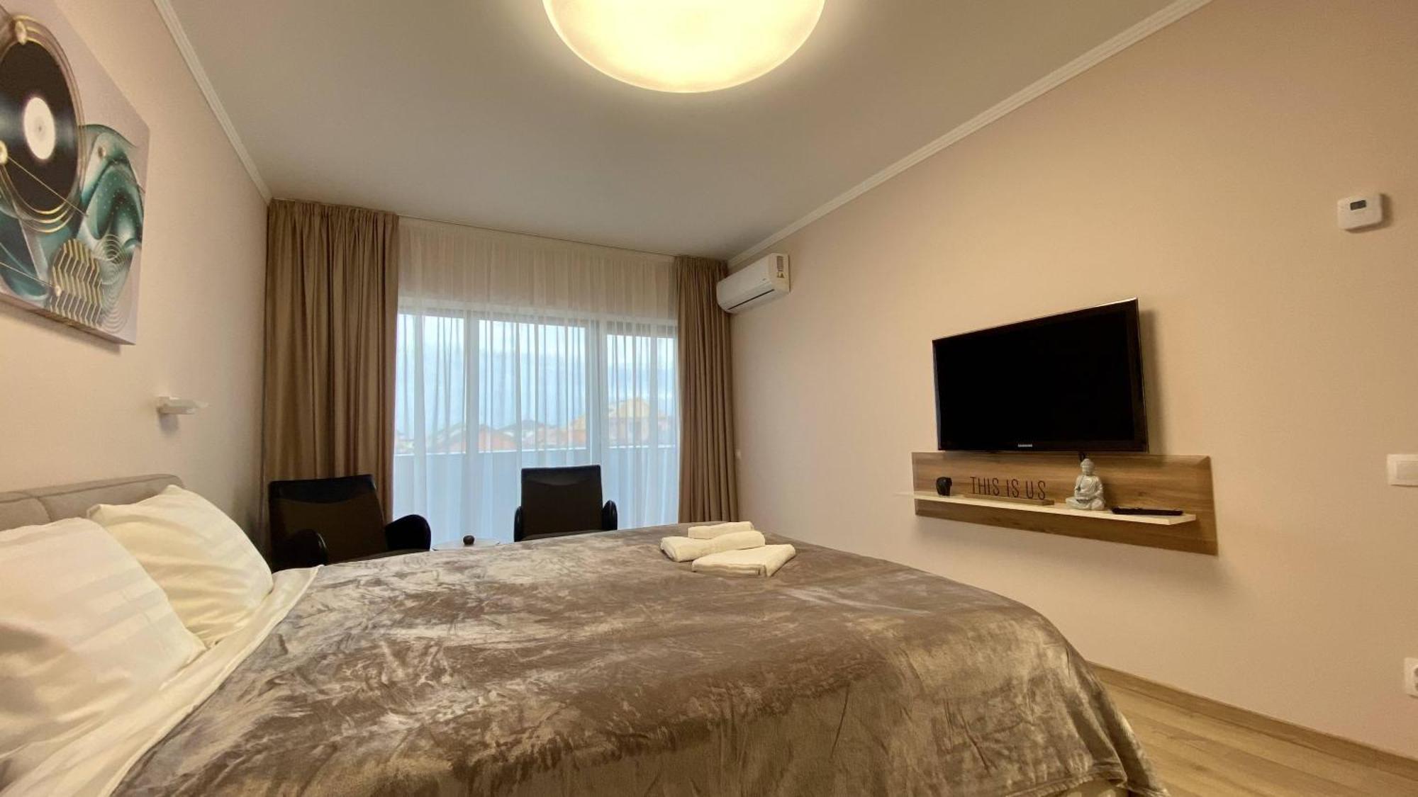 This Is Us Apartments Gran Varadino Esterno foto